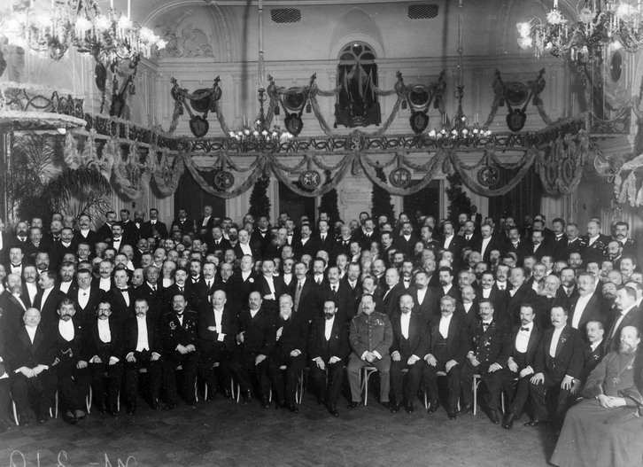 Встреча Нового, 1912 года. Танцевальный (ныне - зрительный) зал